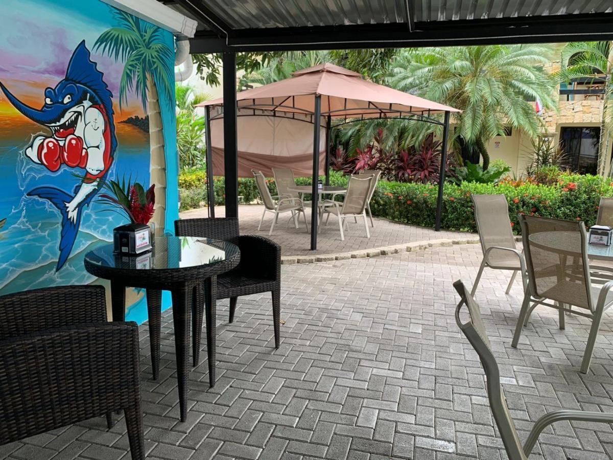 La Sirena Playa Jaco Hotel Exterior photo
